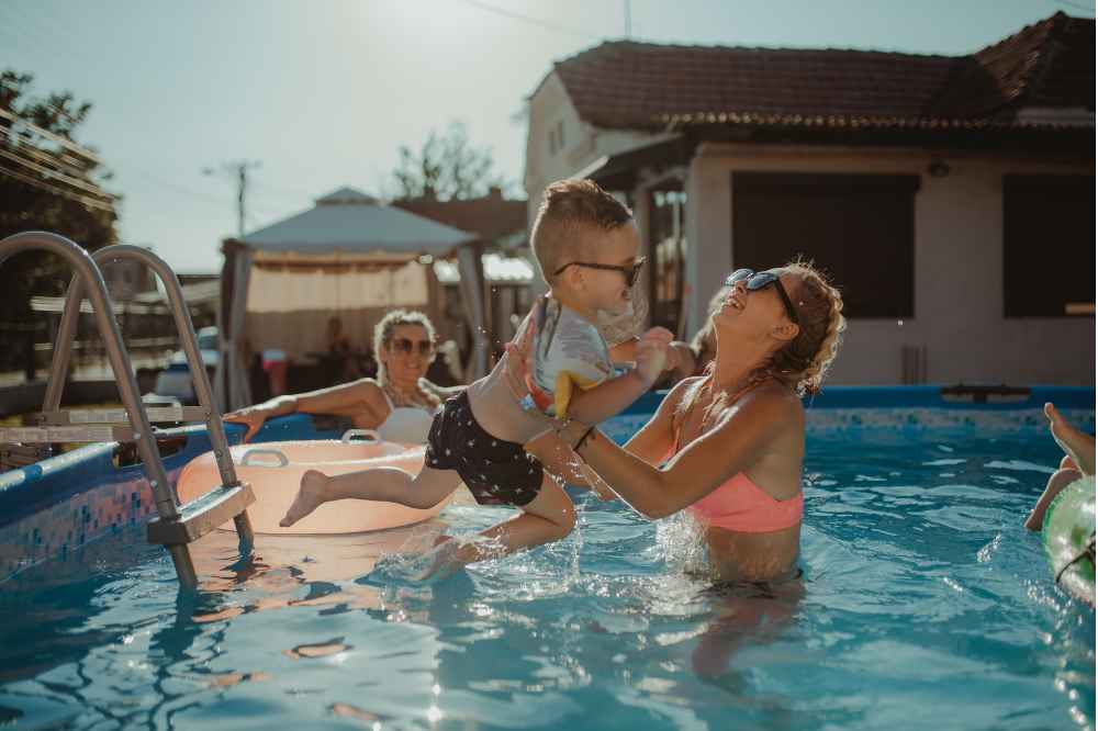 cordless%20pool%20cleaner%20safer%20for%20families